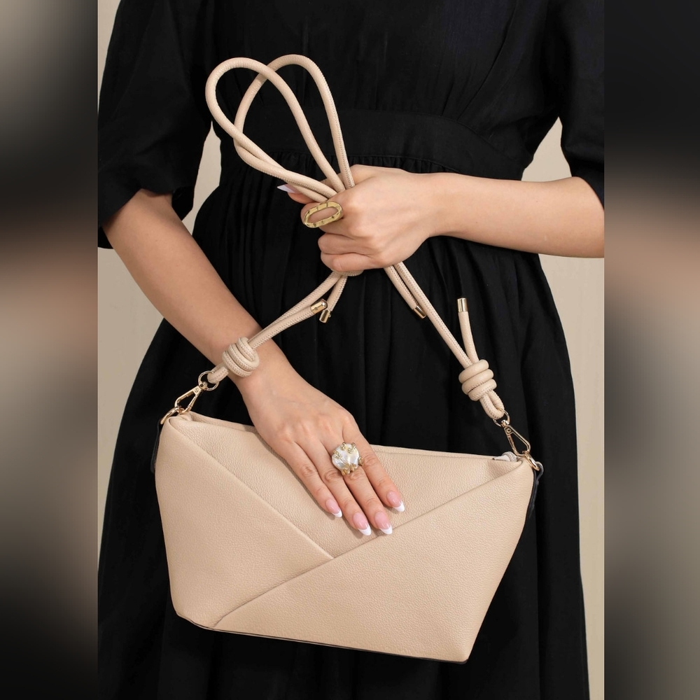 Antik Kraft Chic Beige Crossbody Bag - Picture 12 of 17